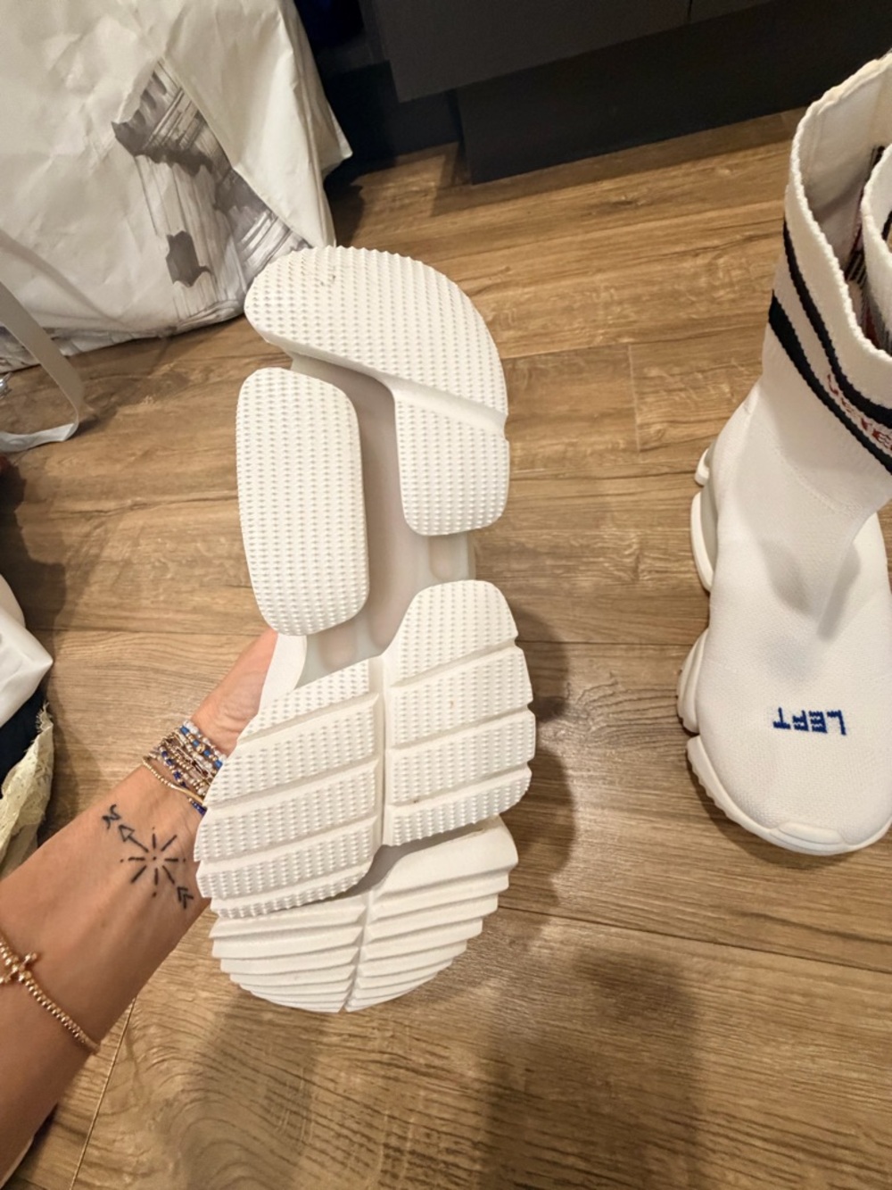 Vetements x Reebok Sock Pump High-Top Sneakers - Picture 3 of 5